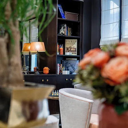 De La Paix Tour Eiffel Hotel 3*