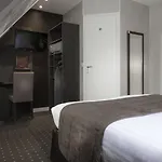 فندق هوتل دي لا بريكس تور إيفيل