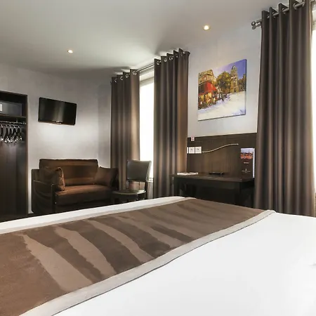 فندق هوتل دي لا بريكس تور إيفيل 3*