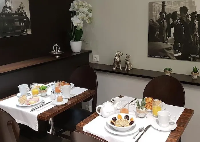 De La Paix Tour Eiffel Paris