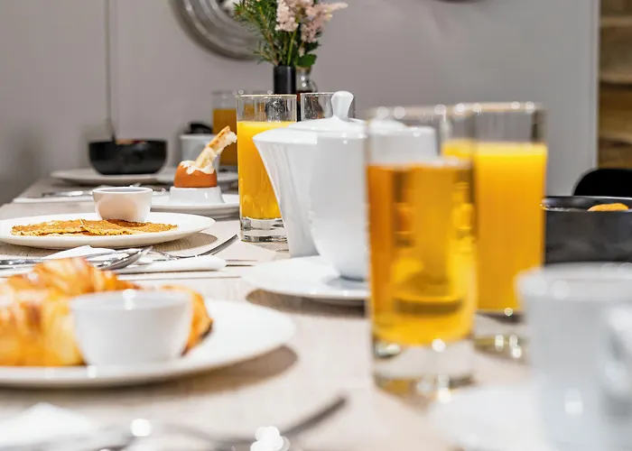 De La Paix Tour Eiffel Hotel 3*