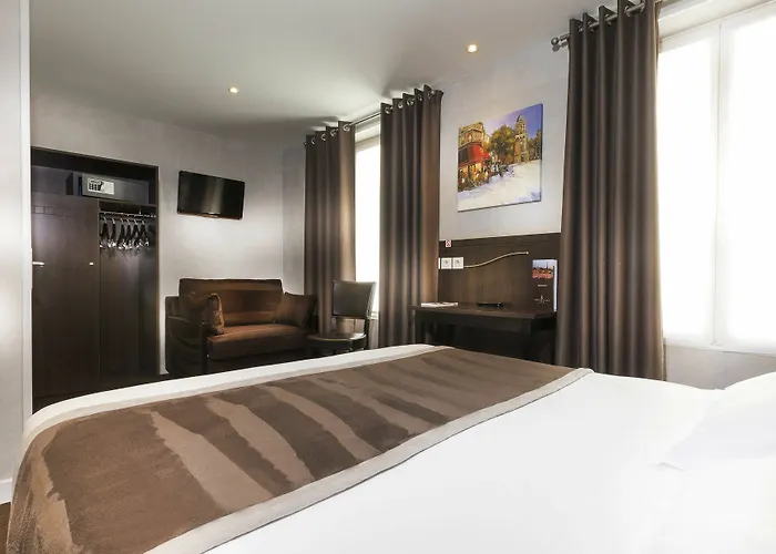 Hotel De La Paix Tour Eiffel 3*